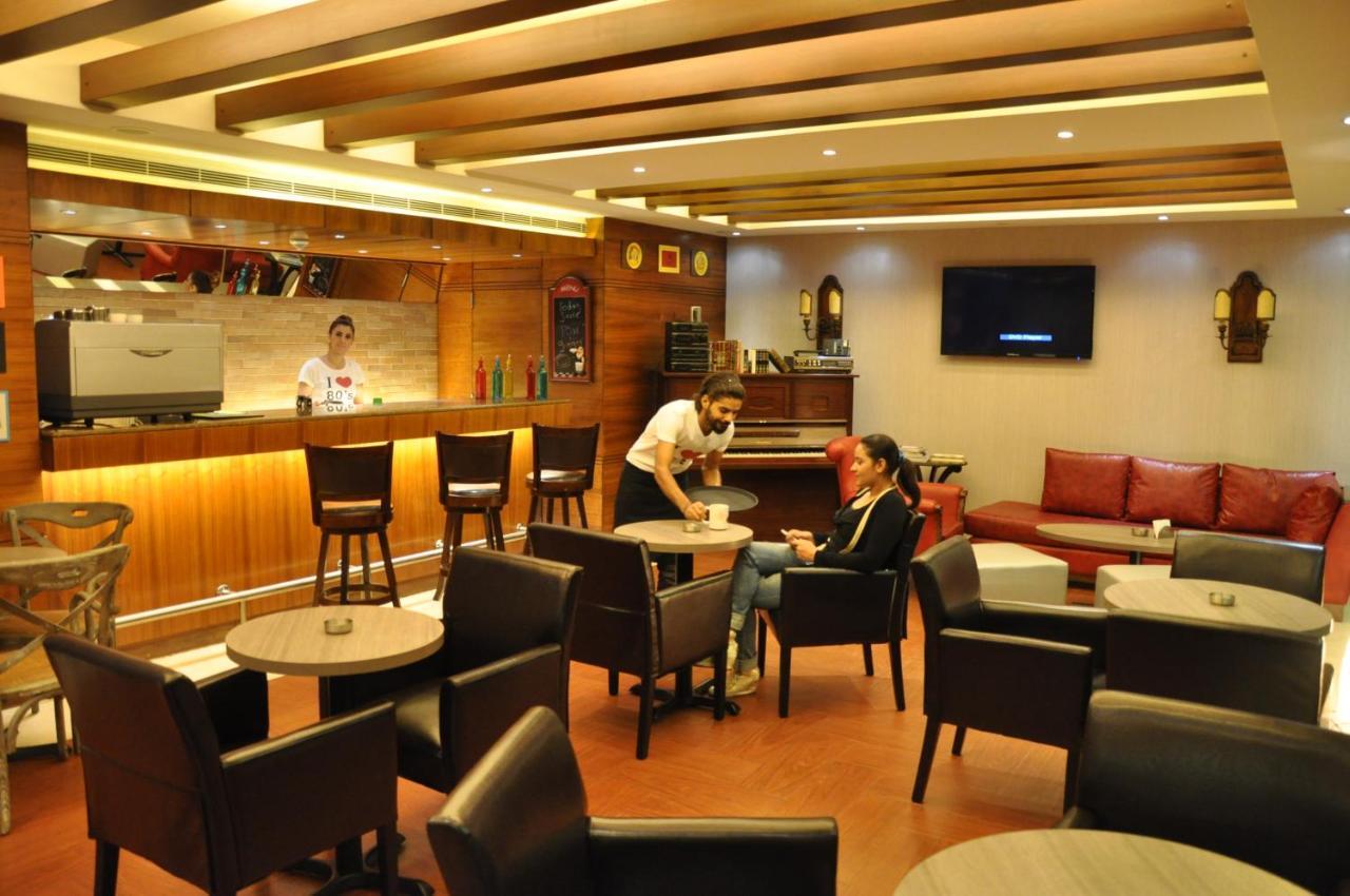 Caesar's Park Hotel Beirut Bagian luar foto